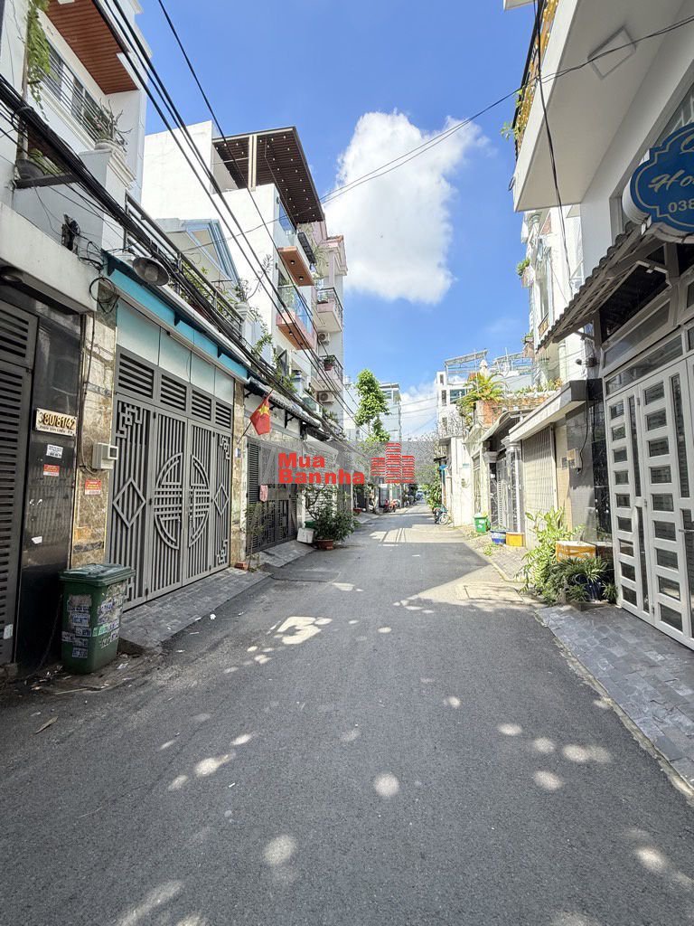 !!!XE HƠI NGỦ TRONG NHÀ – 3 TẦNG ĐẸP – VỊ TRÍ ĐẮC ĐỊA QUẬN 7