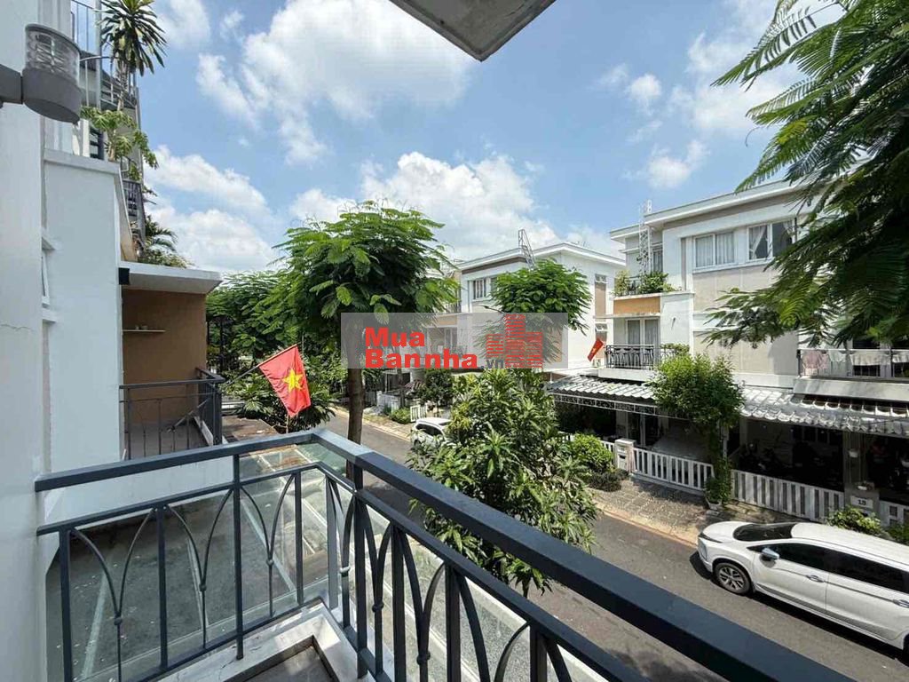 Nhà phố Lovera Khang Điền 5x16 Full NT