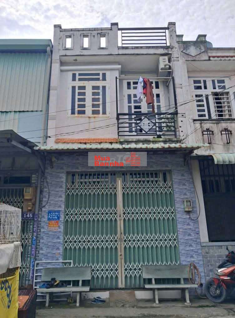 Bán nhà đường Lê Thị ngay