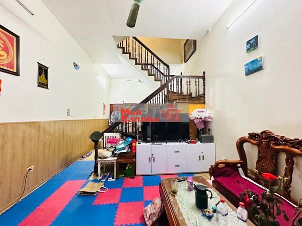 Nhà Cầu Giấy 9.4 tỷ; ở Yên Hòa gần Hoa Bằng, Nguyễn Khang, Trung Kính