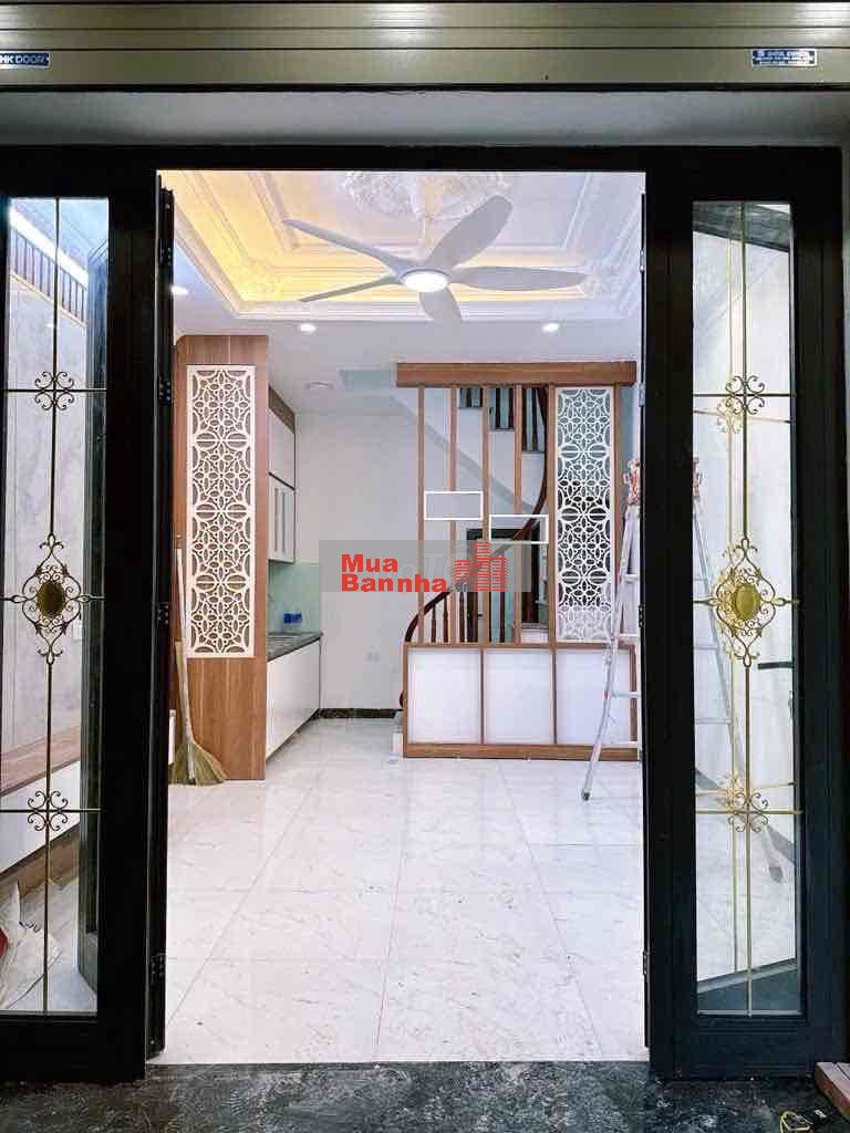 Nghĩa Dũng dt 22 m 5 tầng mặt tiền 3.5 m giá 5.9 tỷ  NHÀ MỚI KONG