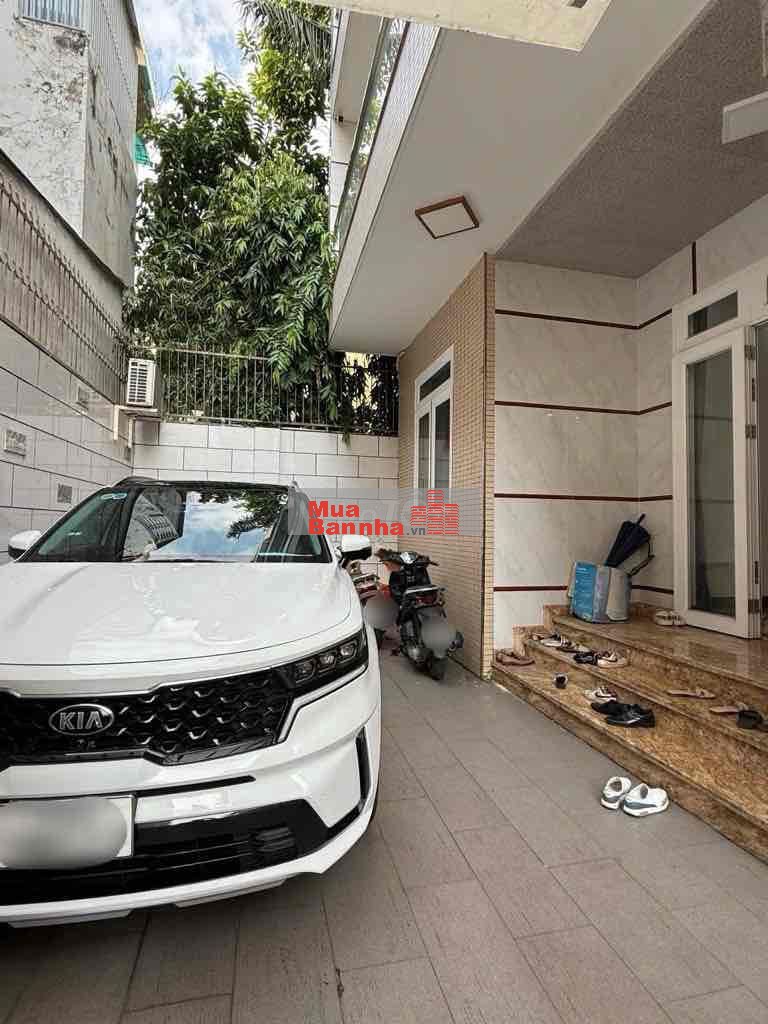 Biệt Thự khu sân bay - có sân để xe hơi trong nhà