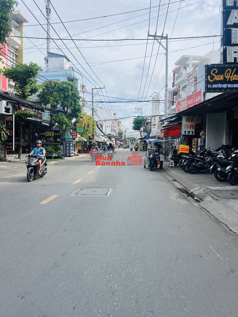 Mặt TIỀN KINH DOANH NHỎ - GIÁ HẼM - XE HƠI ĐẬU TRONG NHA , 4X9