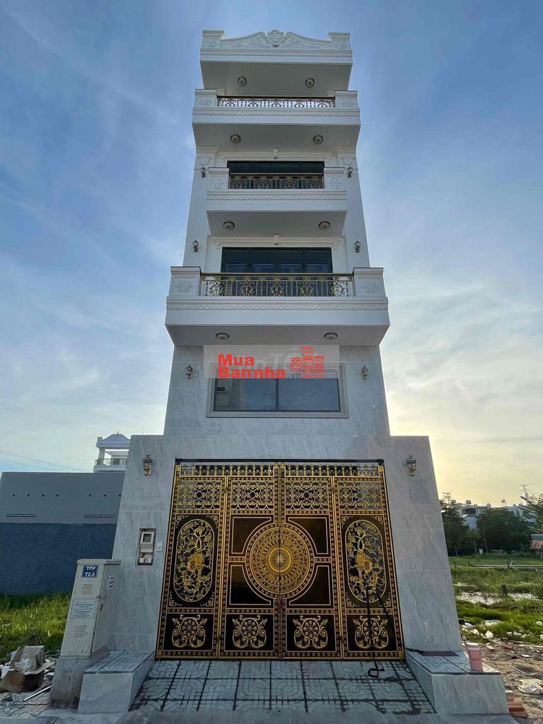 Nhà 5 Tầng 5 x18 Sổ Riêng Mới 100% Mt đường 8m Ngay Làng ĐH Phước Kiển