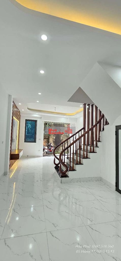 NHÀ 40M² 4 TẦNG 5 NGỦ SÁT VIN ĐAN PHƯỢNG
