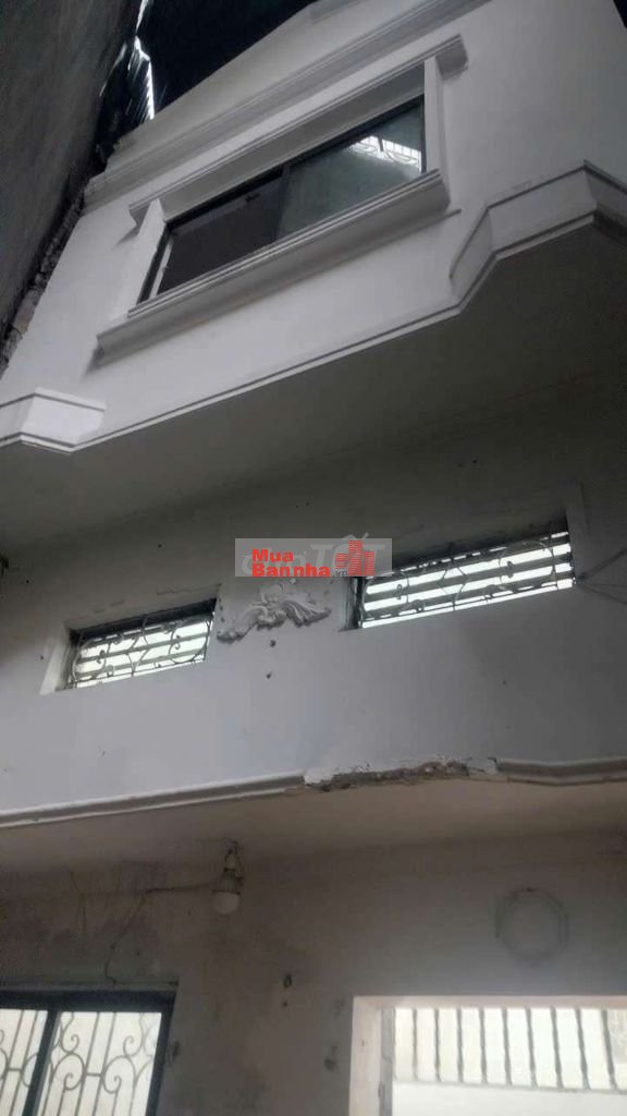 Bán nhà sổ đỏ đủ 50m  ngõ 145 vĩnh hưng giá 6.5 tỷ