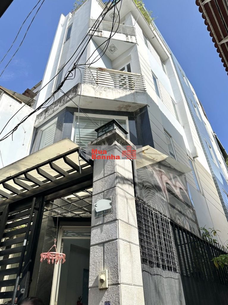 "Hot" nhà 4 tầng 72m2, hẻm xe hơi, gần Hàng Xanh