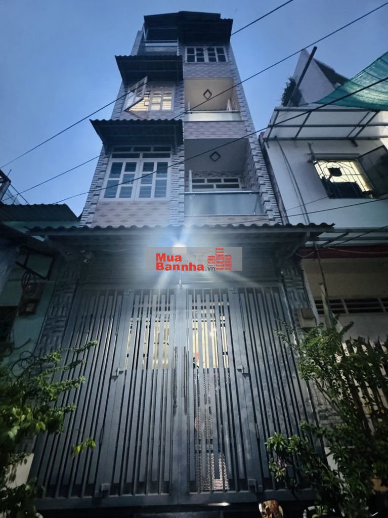 "Hot" nhà diện tích 60m2, hẻm rộng xe hơi, gần Phạm Văn Đồng