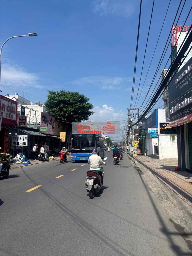 NHÀ CẤP 4 MẶT TIỀN NGUYỄN ẢNH THỦ - KINH DOANH TẤT CẢ MỌI THỨ