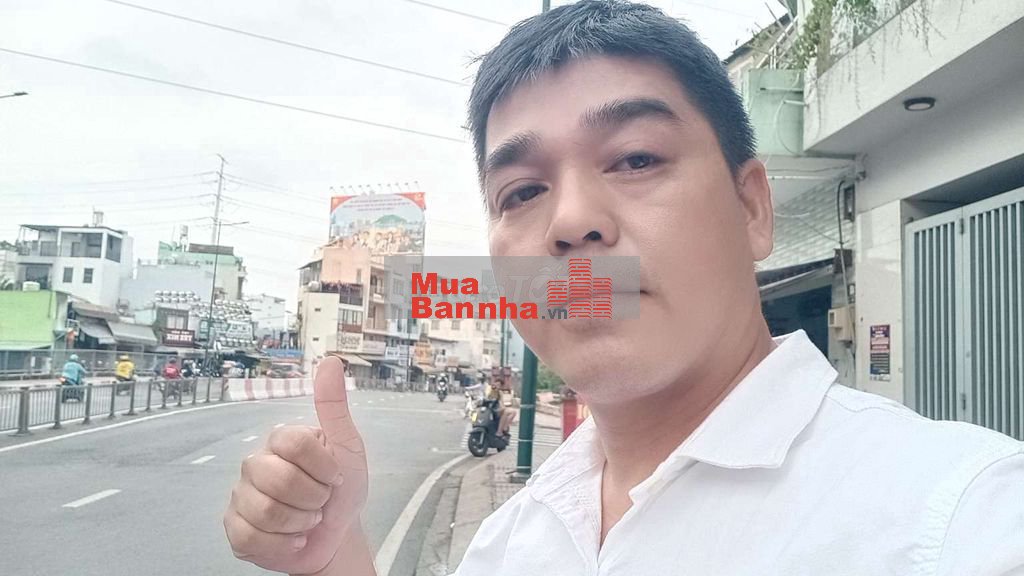 Ngay ĐH CN TPHCM, Mỏ Vàng Kinh Doanh, Nhà Mặt Tiền