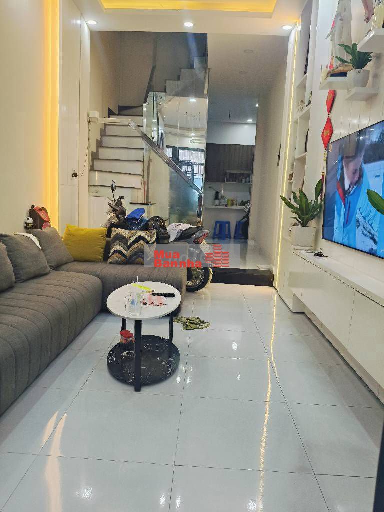 Bán nhà 1/ Quận 8_Gần Cầu Chữ Y_Không Ngập_4Pn To_Sân Thượng