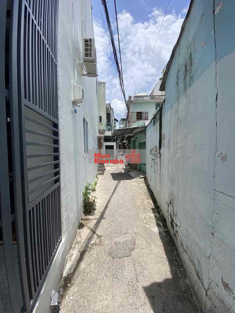 NHÀ ĐẸP TRUNG TÂM QUẬN 7 - HẺM