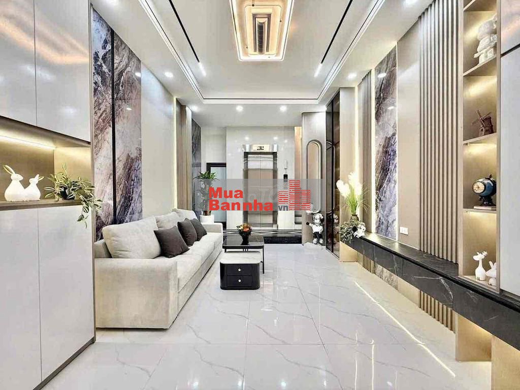 Bán Nhà 7 Tầng Thang Máy - Nhỉnh 10 Tỷ- Ngã 3 Xuân Đỉnh Phạm Văn Đồng