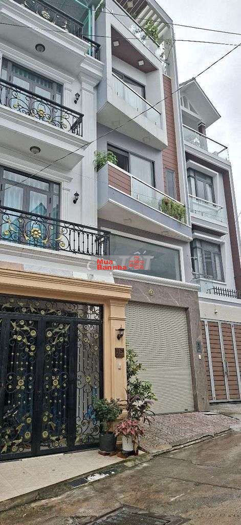 BÁN NHÀ 4PN. 5WC GẦN CÁC TRƯỜNG ĐẠI HỌC QUẬN 9 CŨ