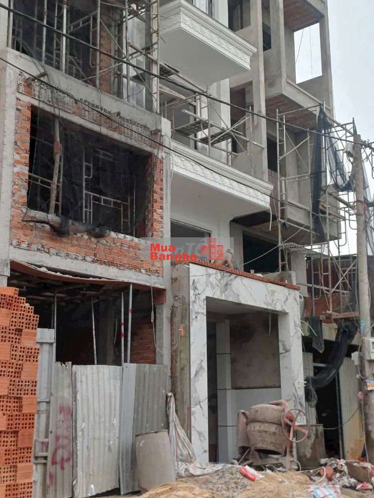 BÁN NHÀ NGAY CHỢ,TR HỌC ĐTKTQ,GẦN AEON TÂN PHÚ