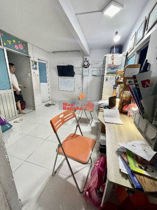 Sát mặt tiền Nguyễn Thị Thập, F Tân Phú. Nhà 3 tằng, một đời chủ, SHR.