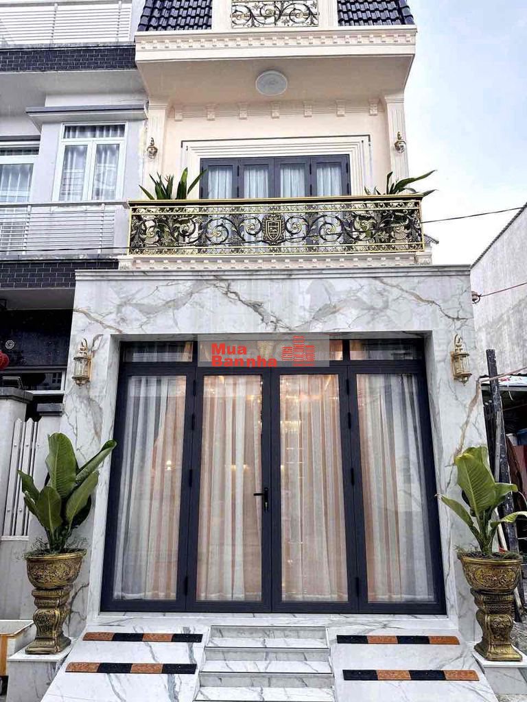 Nhà Nội Thất Mê mất hẻm xe Hơi ngay trung tâm huỳnh tấn phát giáp Q7.