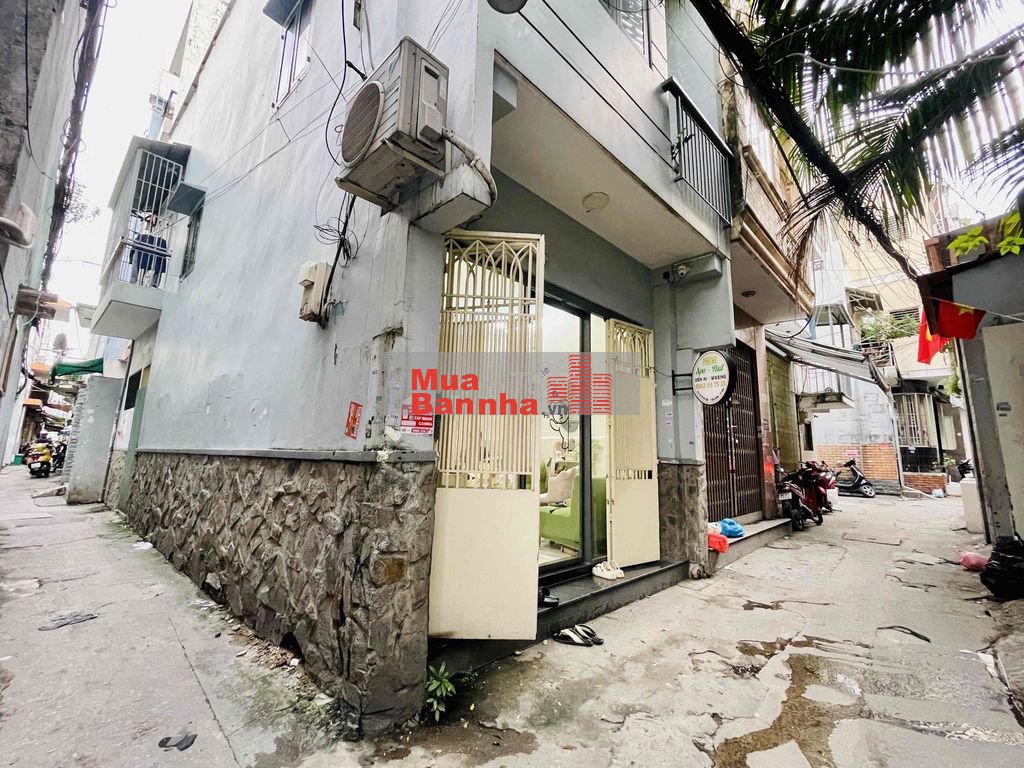 Mình Cần Bán Nhà Ở Hồ Bá Kiện Quận 10 Gần Công Viên Lê Thị Riêng