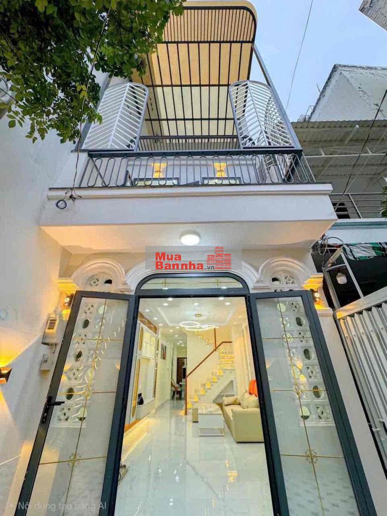 Nhà sân vườn rộng rãi gần khu cạnh phú mỹ hưng quận 7.