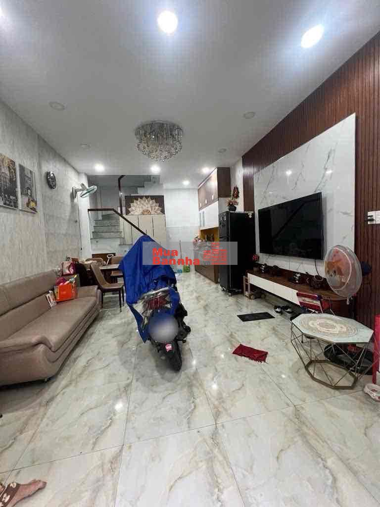 Bán Nhà Tân Vĩnh Quận 4 - Hẻm ÔTô - 4 Tầng - 32m2 - Chỉ 5 Tỷ