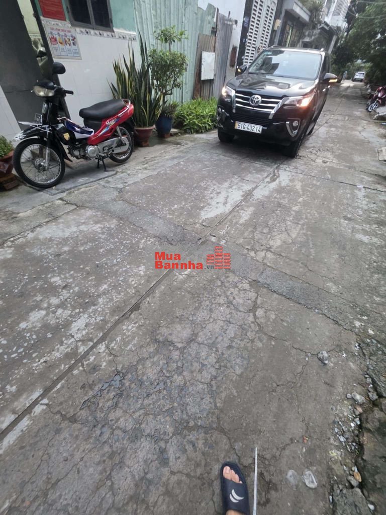 BÁN NHÀ 2 TẦNG(DTSD 50M2) GẦN CHỢ PHÚ LÂM Q6- SÁT HẺM XE HƠI - 2.98 TỶ