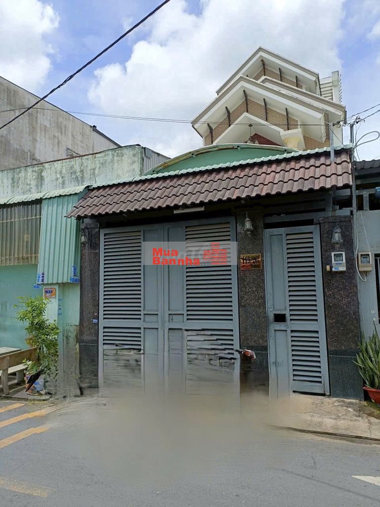 Nhà đẹp DT 5x27, 2 lầu mặt tiền Tây Lân 3, gần chợ Bà Điểm