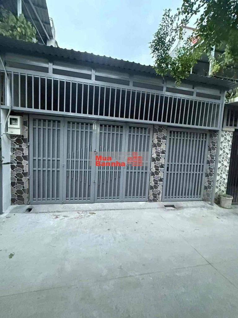 bán nhà 6x20m, công nhận 98 m. Khu dân cư. Đường xe hơi