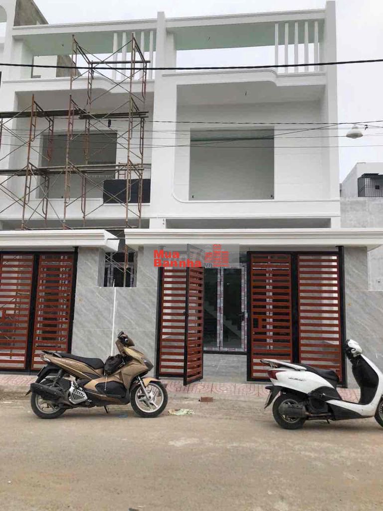 Bán Nhà 1 Trệt 1 Lầu - Mới Hoàn Thiện Xong