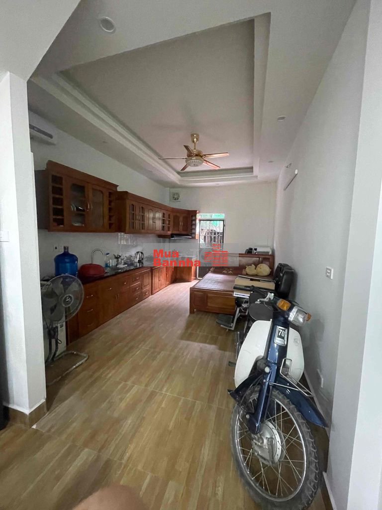 Nhà 46 m , 2 tầng , 2 phòng ngủ, 3 vệ sinh