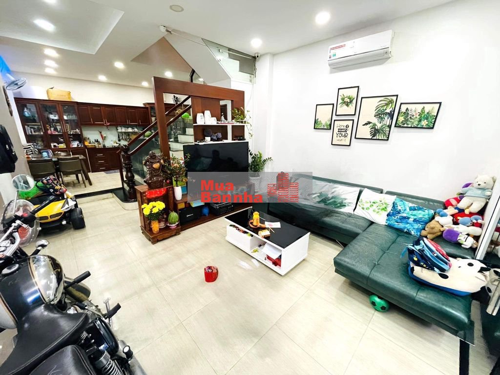 Bán gấp HXH Hậu Giang 3 tầng BTCT 55m2, dòng tiền cố định 10 tr/th