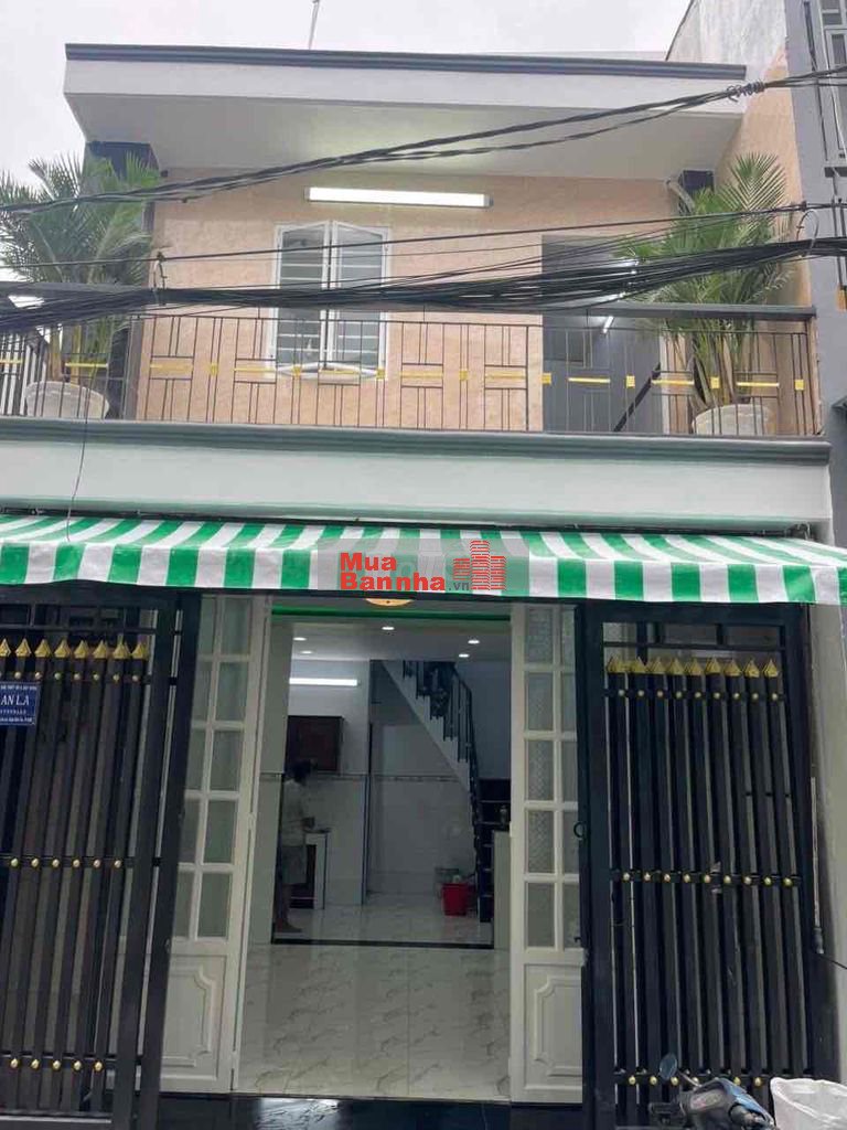 NHÀ (4 x8) x 2 TẦNG ĐẸP. NGAY BẾN XE MIỀN TÂY. Chỉ 3 Tỷ hơn