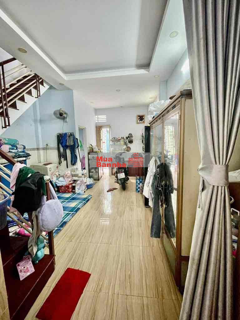 Nhà trung tâm khu VIP quận 8 cần bán gấp.