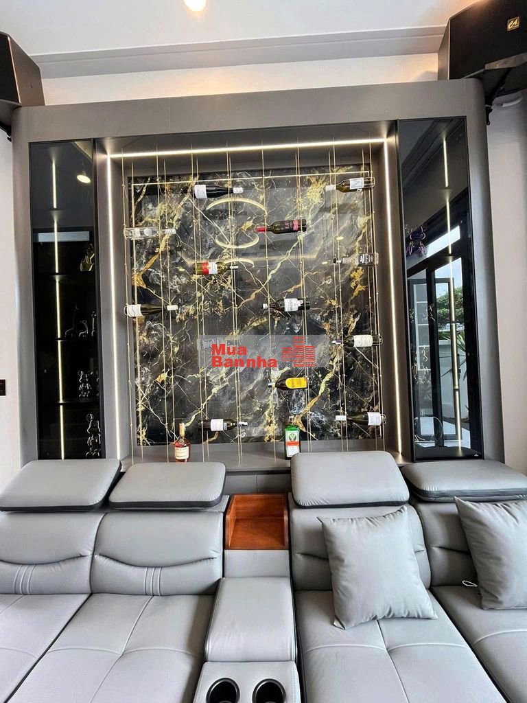 Diện tích lớn ngay Pasteur 76,8m2 giá13ty350 HXH5m SHR khu dân trí cao