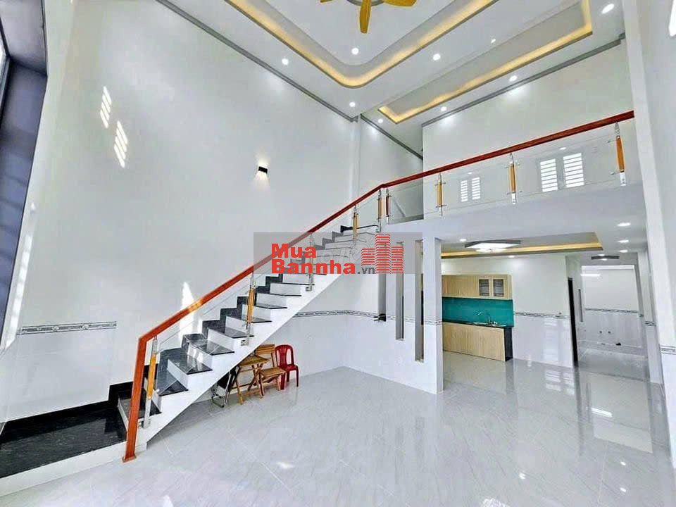 Gấp!!! Bán Căn Nhà Cầu Bà Hom, Tỉnh Lộ 10, Bình Tân Giá 1 tỷ 8