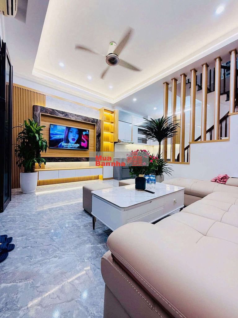 TÔI CẦN BÁN NHÀ VŨ TÔNG PHAN - 4 TẦNG FULL NỘI THẤT - Ô TÔ CÁCH 10MI.