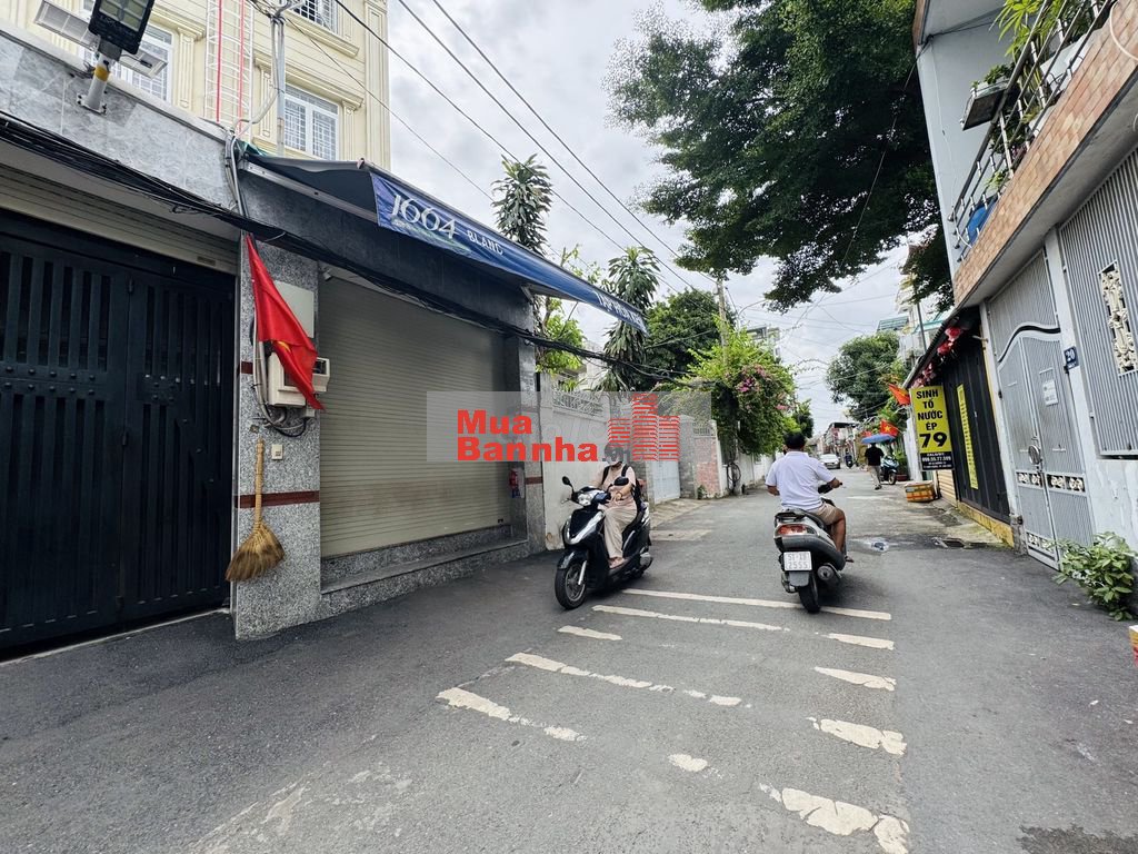 Bán nhà mặt tiền sát Hoàng Diệu 2-Thủ Đức- 157M2 (6.5x24)-Xây Cao Tầng