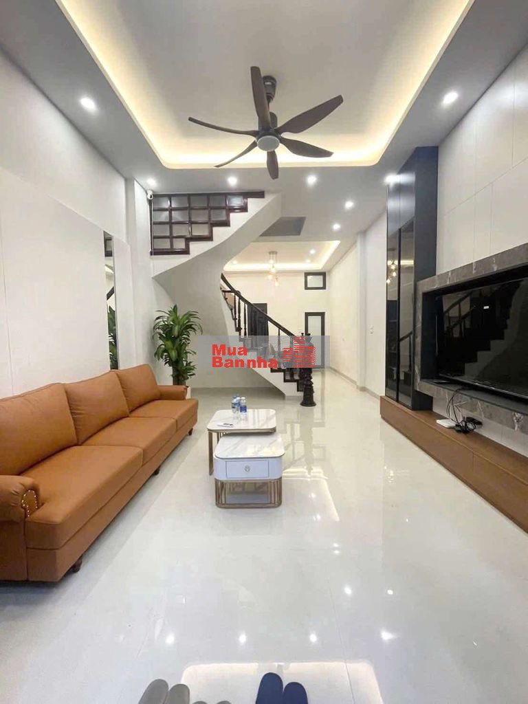 Cực hiếm! Thái Hà phố Vip dân xây, gần Phố, ngõ nông, gần oto. 45m2*5T