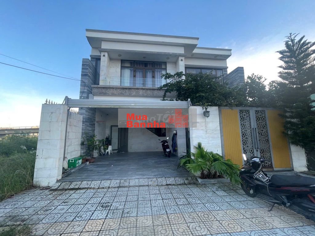 Biệt Thự Đường Trần Sâm Sơn Trà 180m2