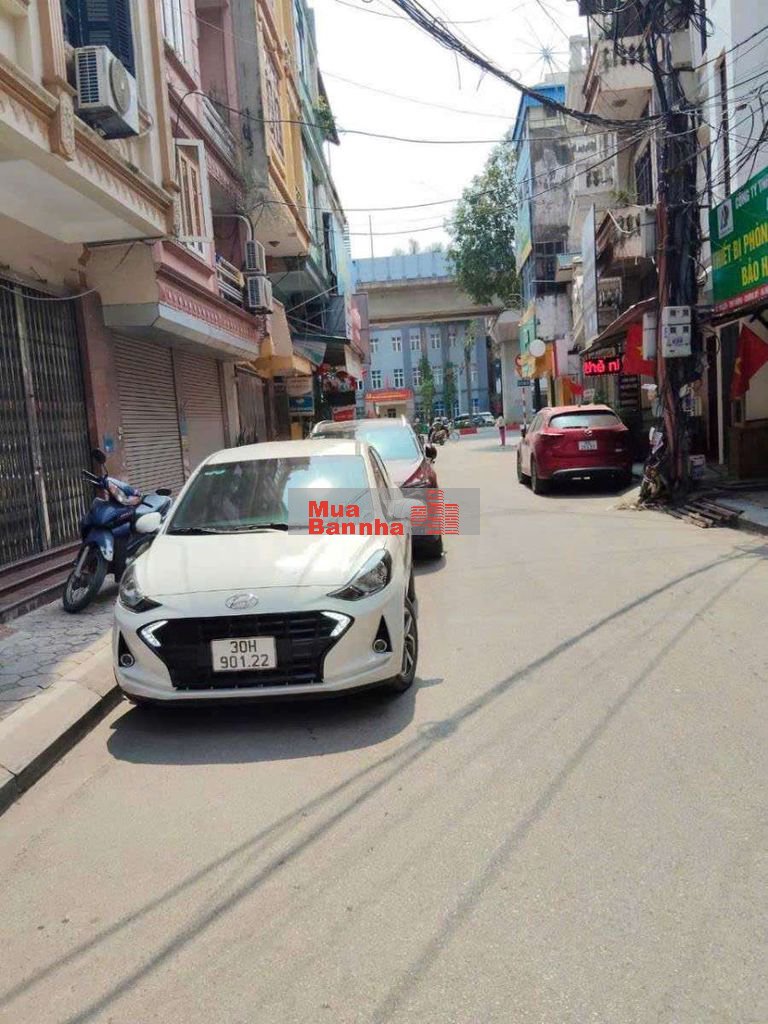 Hiếm !bán nhà phân lô cán bộ kinh doanh ,ô tô  dt 37m kdt ngô thì nhậm