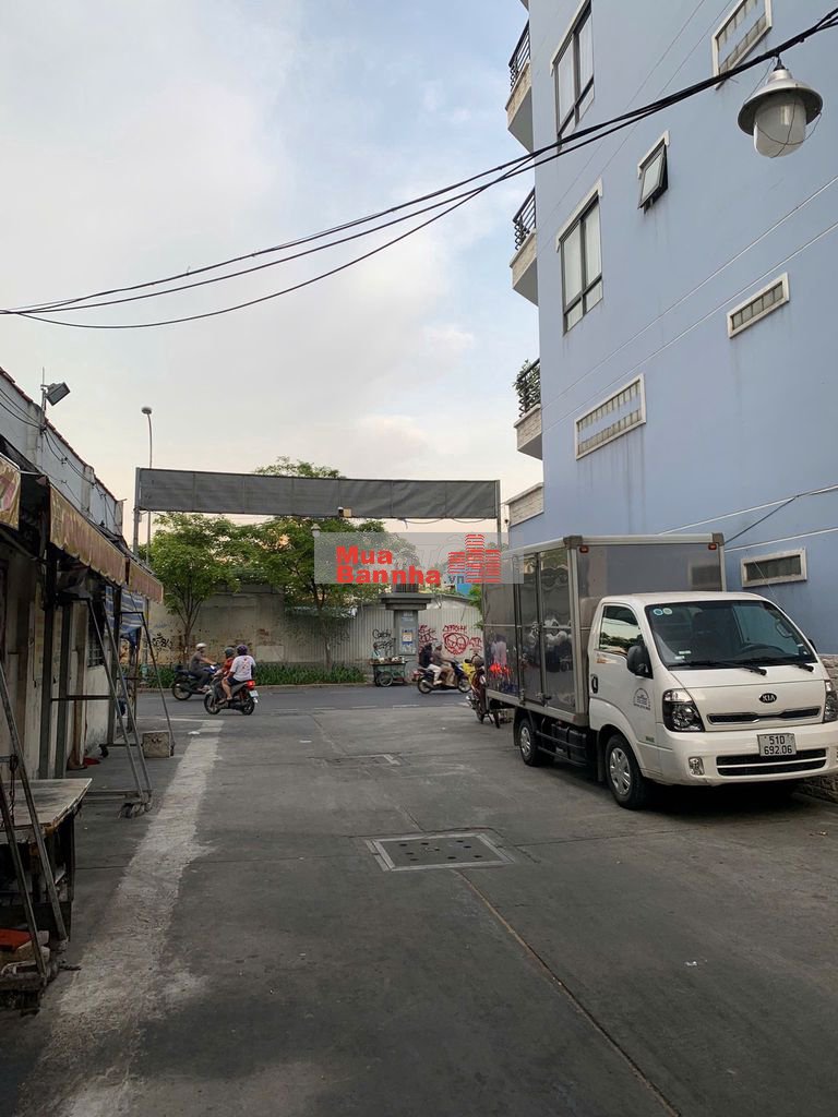 NHÀ ĐẸP 50m2 - 5 TẦNG TRẦN NHÂN TÔN Q.5 – CÁCH MẶT TIỀN 20M – 11.x TỶ