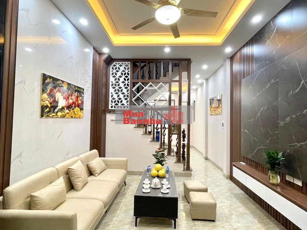 Nhà 45m² 4 tầng-11.6 tỷ- Khương Đình- Q.Thanh Xuân- có ban công thoáng