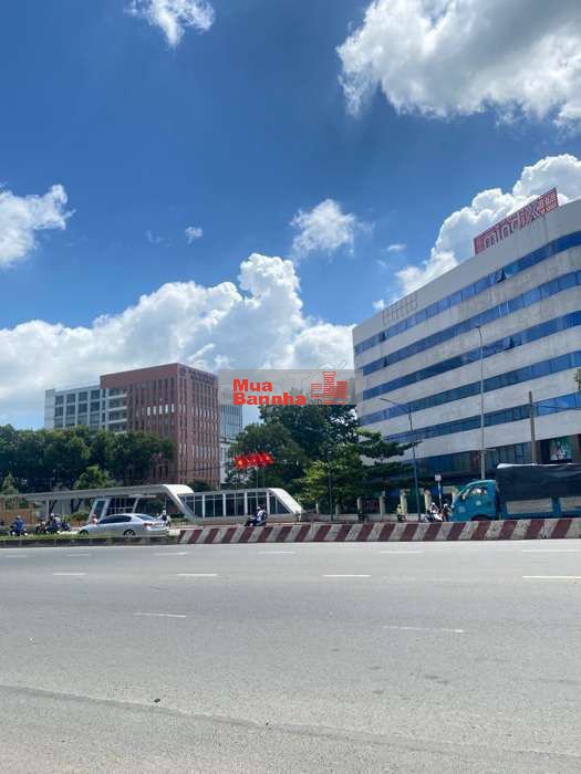 BÁN NHÀ PHƯỜNG TRUNG MỸ TÂY DT 130M2 ĐƯỜNG TÔ KÝ ĐỐI DIỆN CÔNG VIÊN