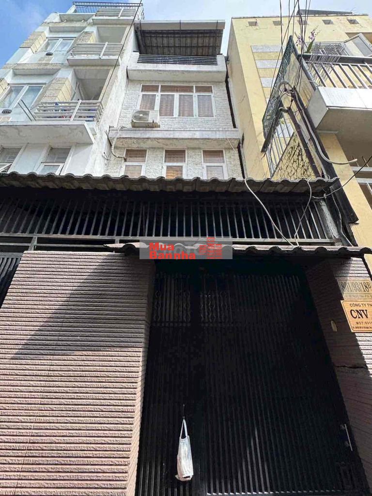 BÁN NHÀ 4 LẦU NGAY ĐH NGOẠI THƯƠNG BT