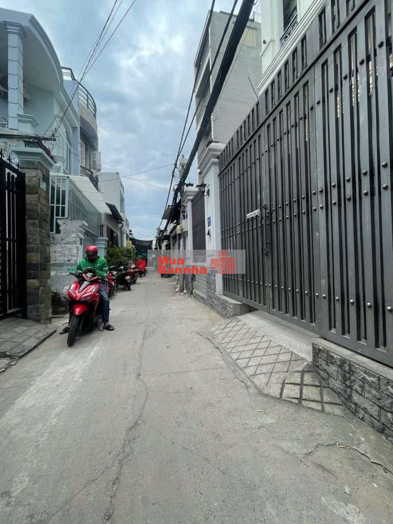 SIÊU PHẨM, MẶT TIỀN HẺM XE HƠI- SÁT KDC HIM LAM , QUẬN 7 , NHỈNH 4 TỶ