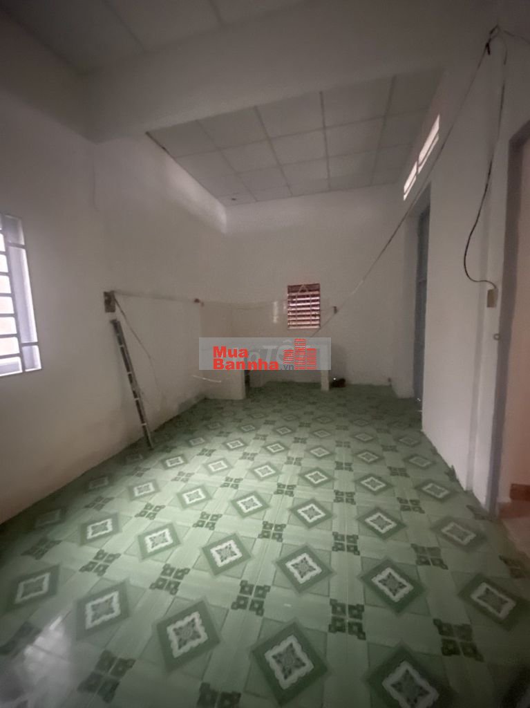 Ngang 9,3m xe tải chạy thoải mái, có thổ, DT743A, Đông Hoà, Dĩ an