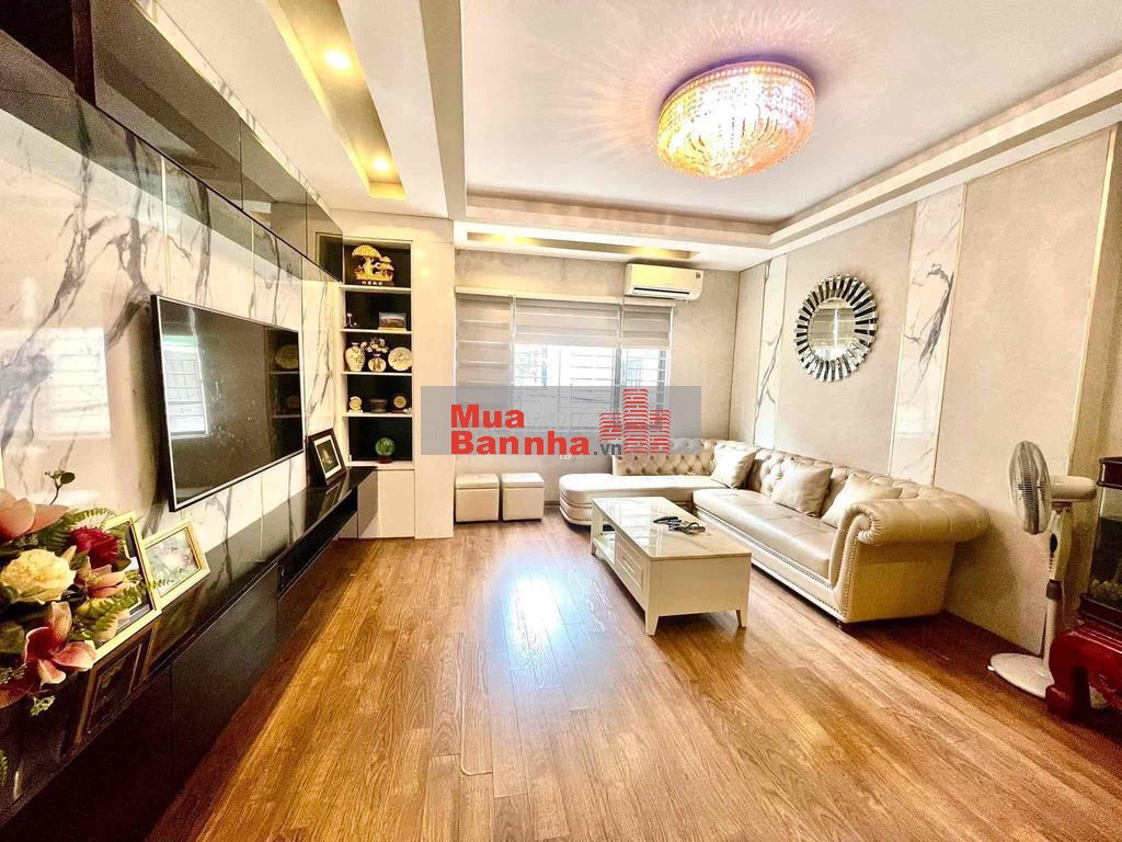 Chủ Cần Bán Nhà Phố Cầu Giấy, Ô Tô qua, 48m2x 6 Tầng, Giá 1x Tỷ