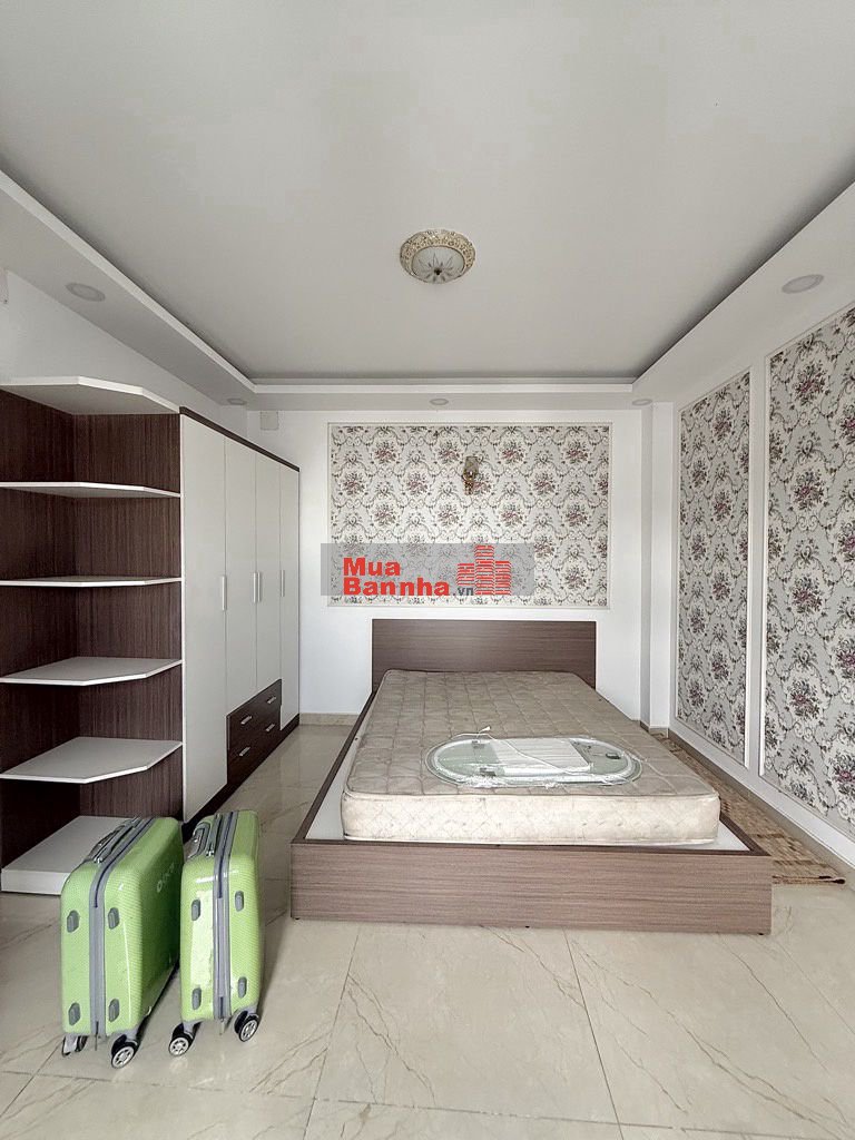 ***Nhà Bán KCX TÂN THUẬN, đường xe hơi, ngang 5mx17, 4 tầng, chỉ 7,x