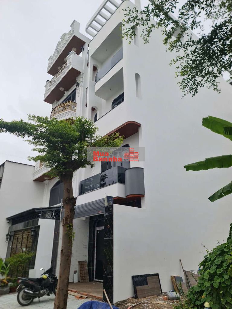 NHỈNH 6 TỶ NHÀ 4 TẦNG - SÁT PHÚ MỸ HƯNG- DT 5 X18 - HẺM XE TẢI