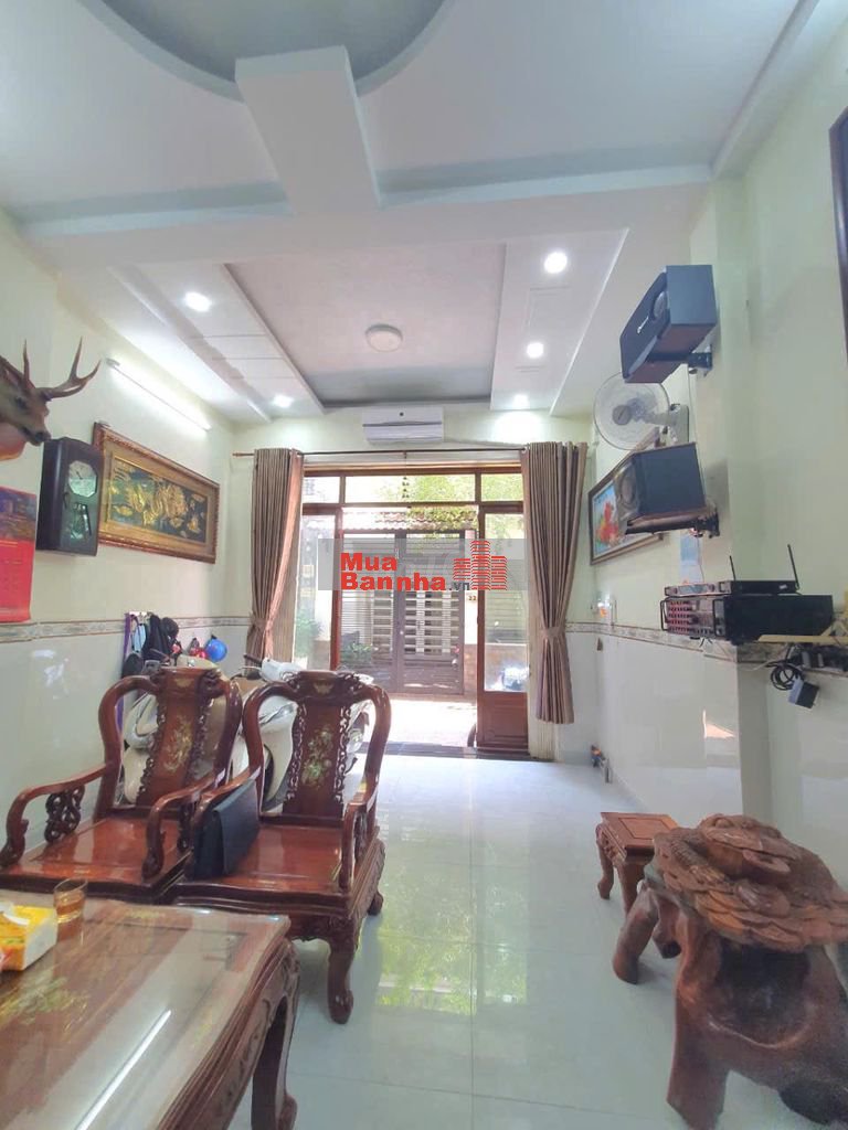 8.2-7.99 TỶ, 4 TẦNG, 4x16m, NGAY NHÀ GA T3, BÁN NHÀ HUỲNH VĂN GẤM,HXH