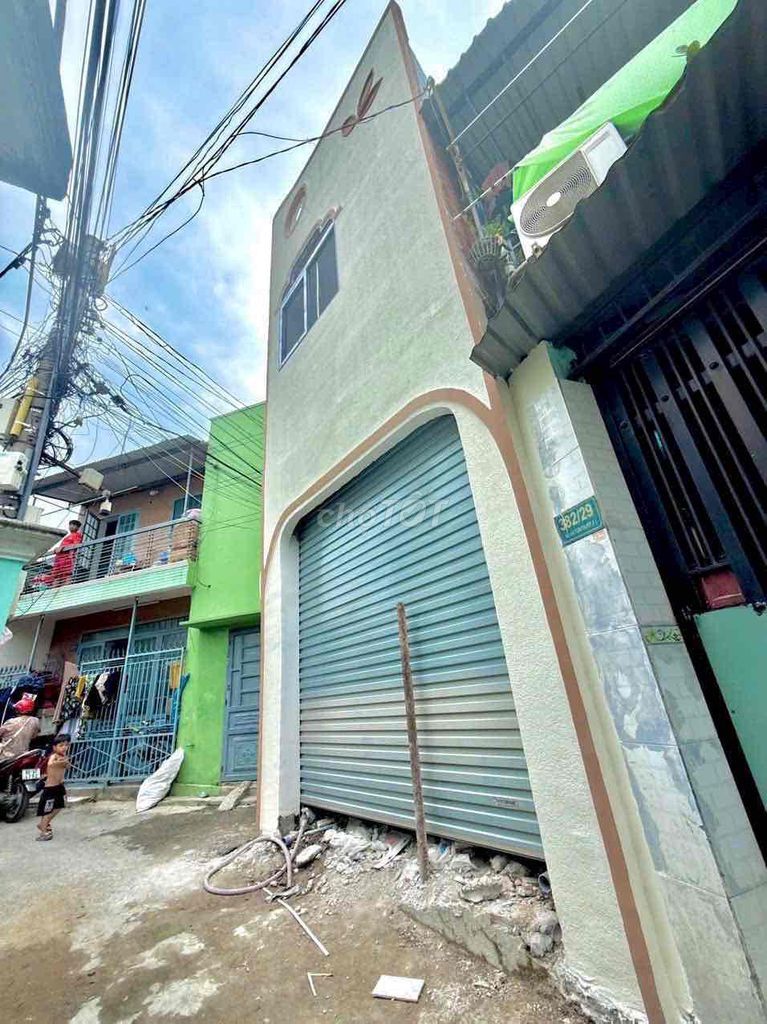 NHÀ ĐẸP 1 TRỆT 1 LẦU THIẾT KẾ HIỆN ĐẠI HOÀN THIỆN 100% -  P. QUANG VIN